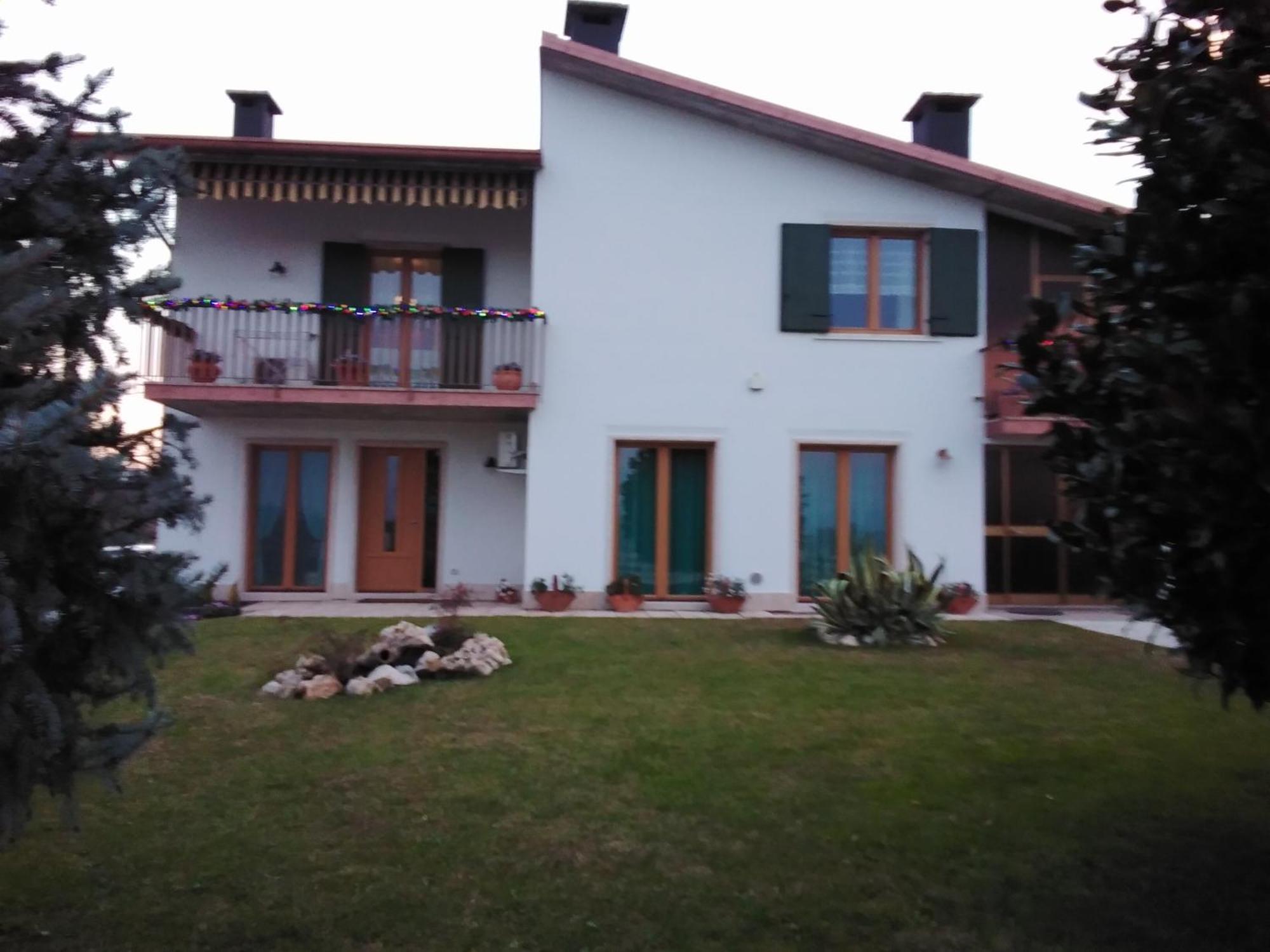 B&B Carmen Biondani Pescantina Exterior foto