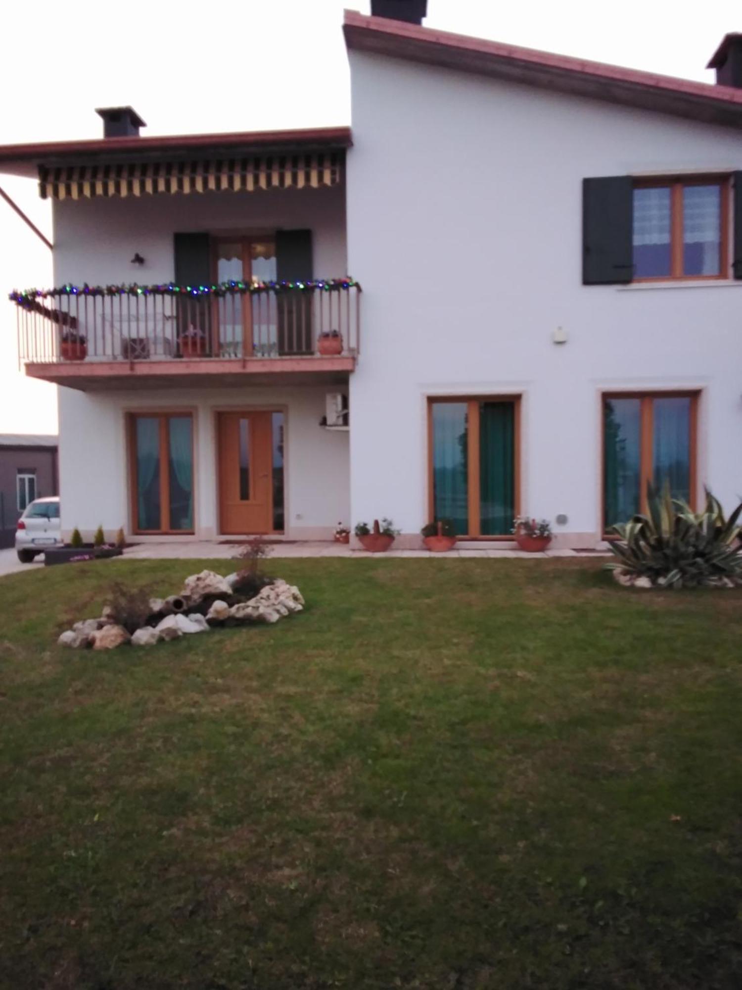 B&B Carmen Biondani Pescantina Exterior foto