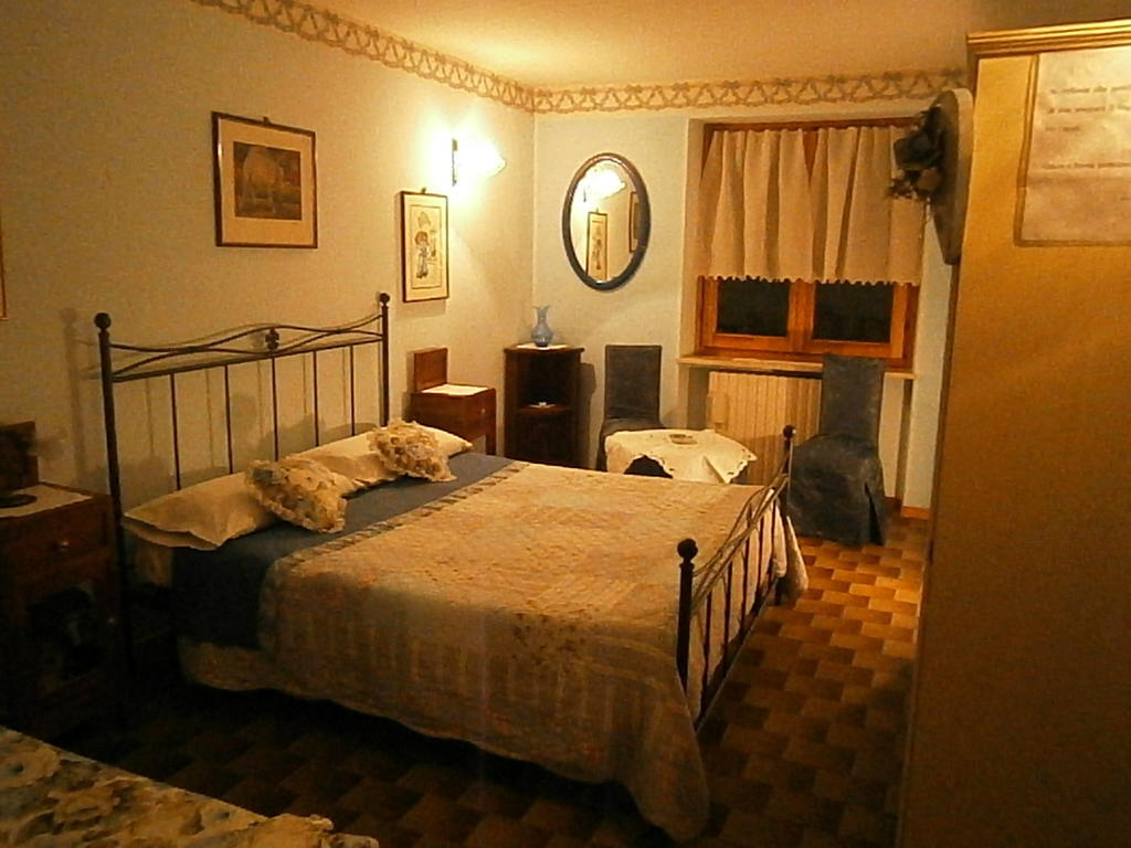 B&B Carmen Biondani Pescantina Habitación foto